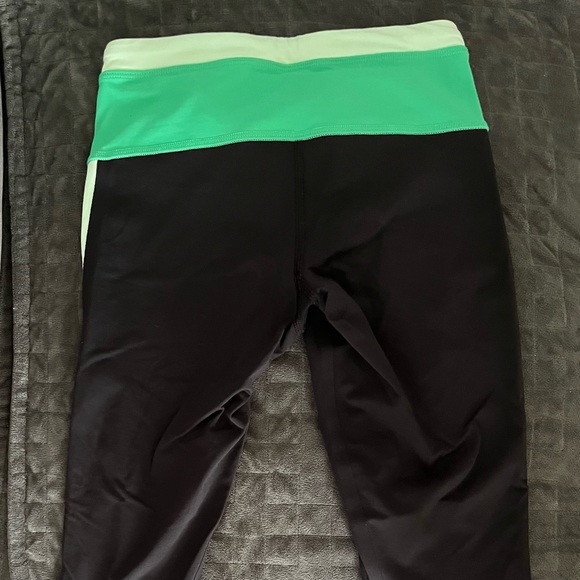 Lululemon Run: Proceed with Speed Leggings Size 2 - Picture 3 of 6